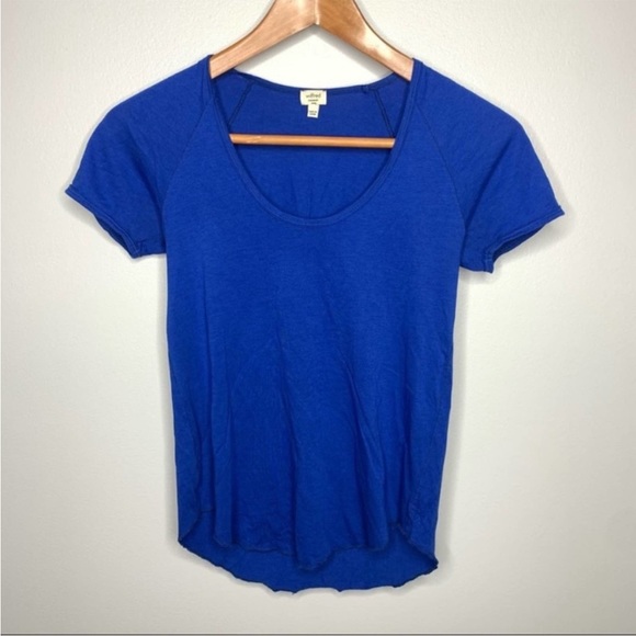 Aritzia Tops - *3/20* Aritzia Wilfred Blue V Neck Top